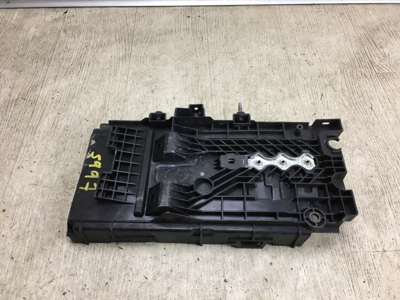 Полка аккумулятора FORD FUSION 14- CD4 C25HDEX