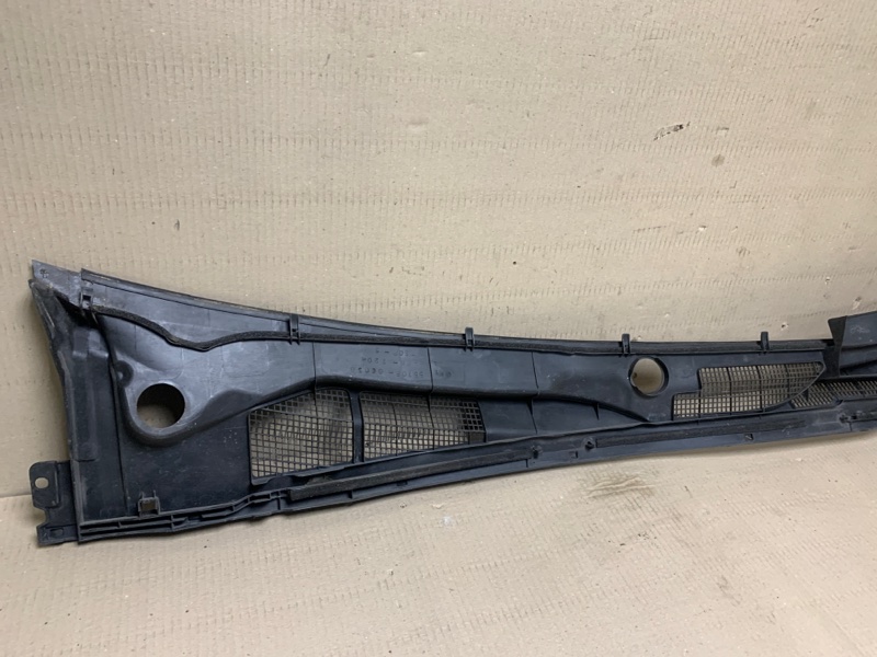 Пластик под лобовое стекло / Жабо CAMRY 30 02-06 2004 Седан 2.4 2AZFE