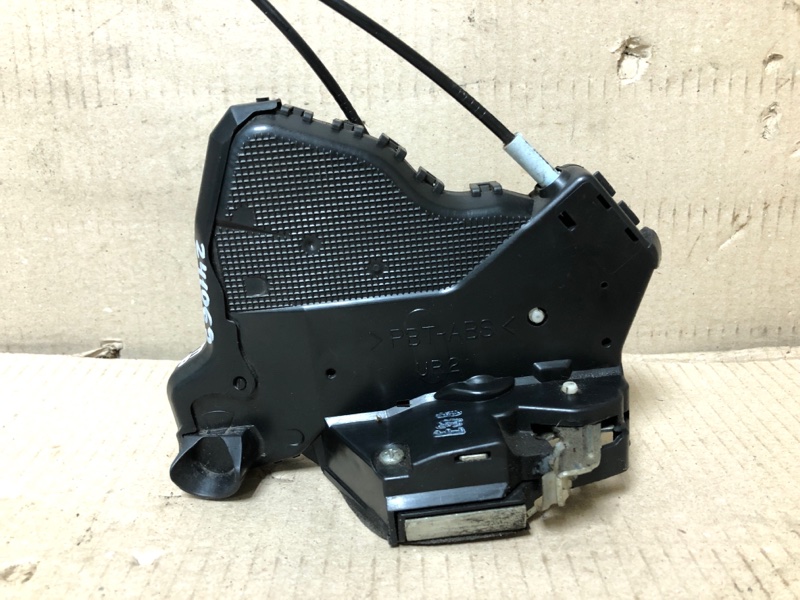 Замок двери передний правый SOLARA 03-09 COUPE 2.4 2AZFE