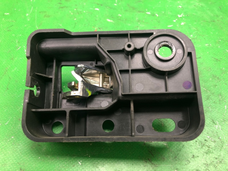 Ручка двери внутренняя задняя правая DODGE JOURNEY 08-20 JC 3.5 EGF