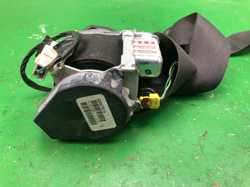 Ремень безопасности левый JOURNEY 08-20 2008 JC 3.5 EGF