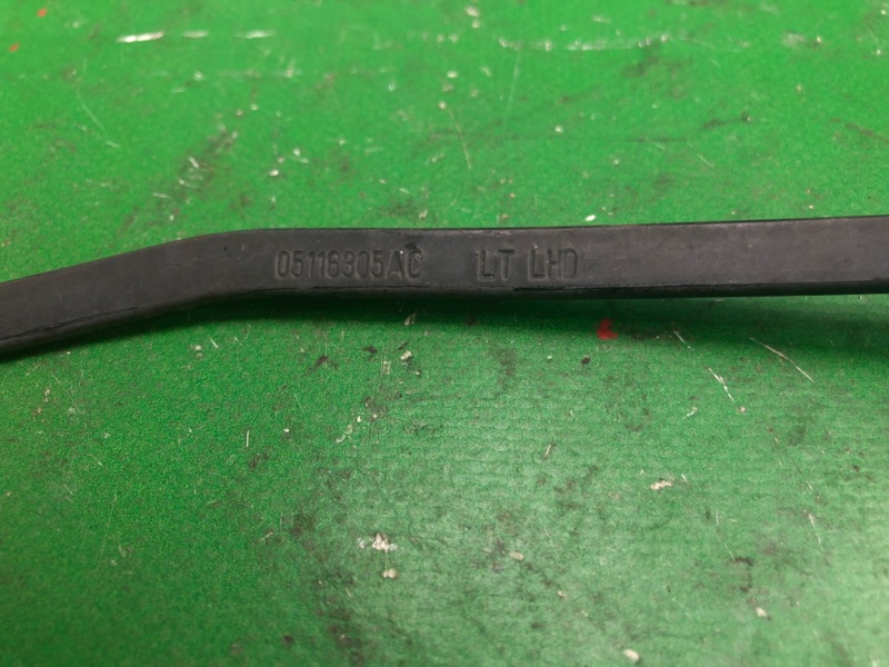 Поводок стеклоочистителя передний левый JOURNEY 08-20 2008 JC 3.5 EGF