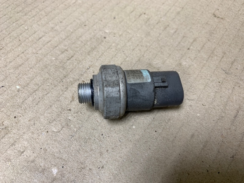 Датчик давления кондиционера TOYOTA CAMRY 30 02-06 2006 Седан 2.4 2AZFE 88645-08010 Б/У