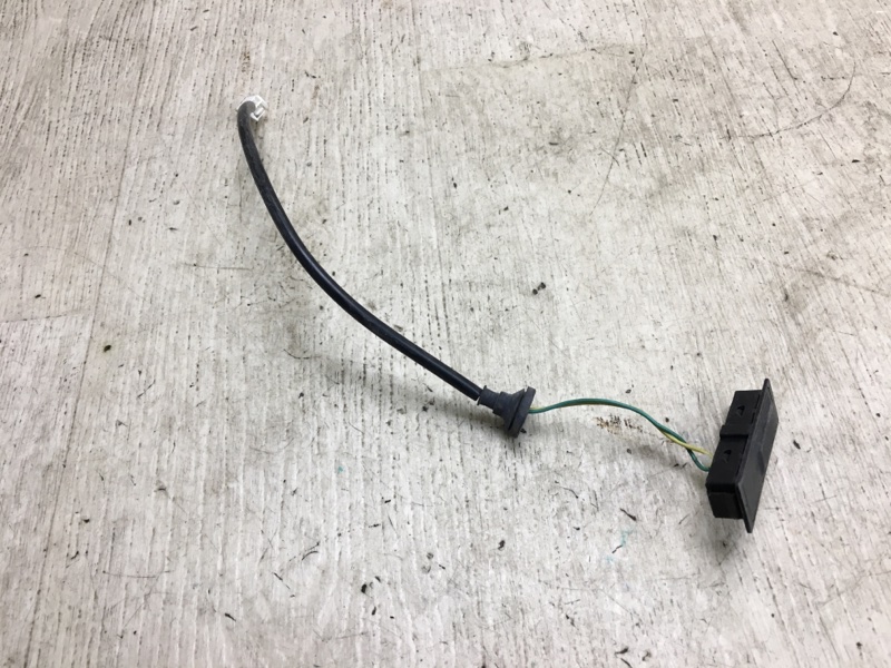 Кнопка открывания багажника наружная NISSAN X-TRAIL/ROGUE T32 13-20 2017 T32 2.5 QR25DE 25380-4BA0C Б/У