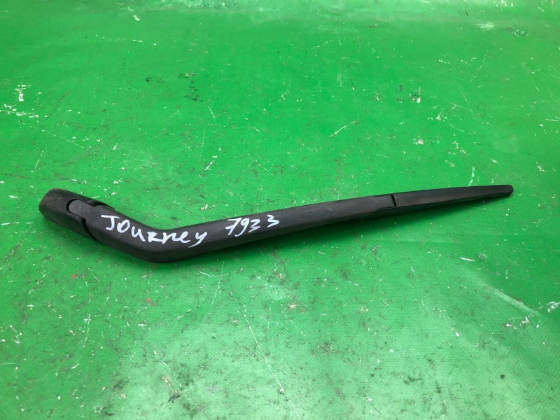 Поводок стеклоочистителя задний DODGE JOURNEY 08-20 2008 JC 3.5 EGF 68040371AA Б/У