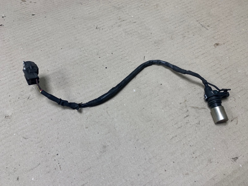 Датчик положения коленвала TOYOTA CAMRY 30 02-06 Седан 2.4 2AZFE Датчик положения коленвала TOYOTA CAMRY 30 02-06 Седан 2.4 2AZFE