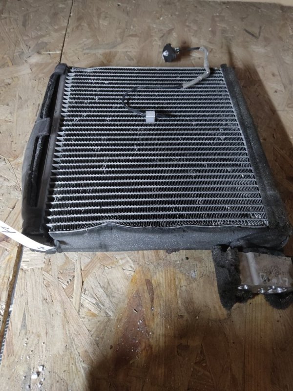 Испаритель кондиционера LEXUS LX470 98-07 Б/У