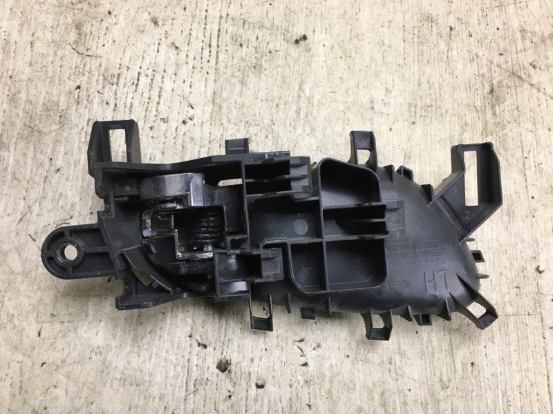 Ручка двери внутренняя задняя левая NISSAN X-TRAIL/ROGUE T32 13-20