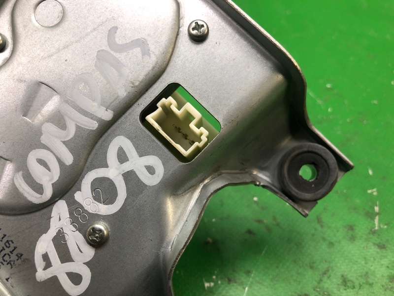 Моторчик стеклоочистителя задний COMPASS 06-16 2013 MK49 2.4 ED3 Моторчик стеклоочистителя задний COMPASS 06-16 2013 MK49 2.4 ED3