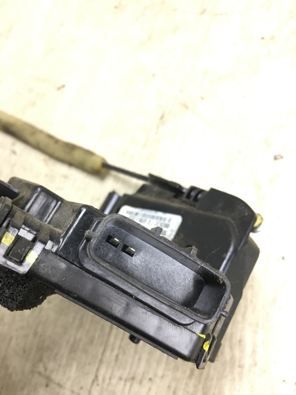 Замок двери задний левый X-TRAIL/ROGUE T32 13-20 2017 T32 2.5 QR25DE