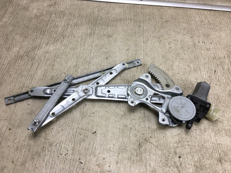 Стеклоподъемник задний левый X-TRAIL/ROGUE T32 13-20