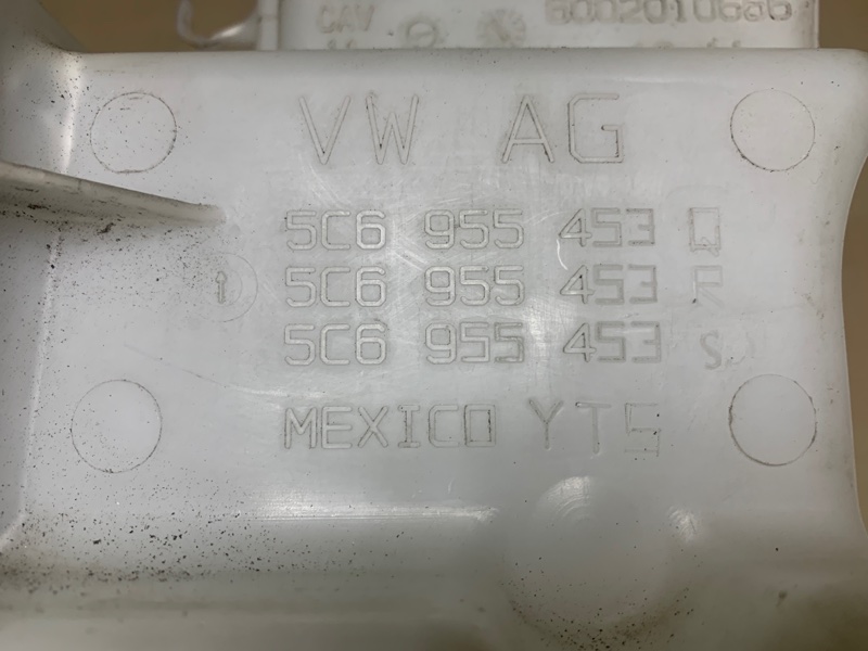 Бачок омывателя JETTA USA 10-17 2016 Седан 1.4L TSI I-4 Turbocharged