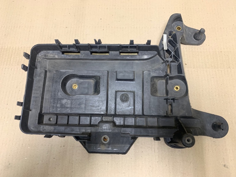 Полка аккумулятора JETTA USA 10-17 2016 Седан 1.4L TSI I-4 Turbocharged