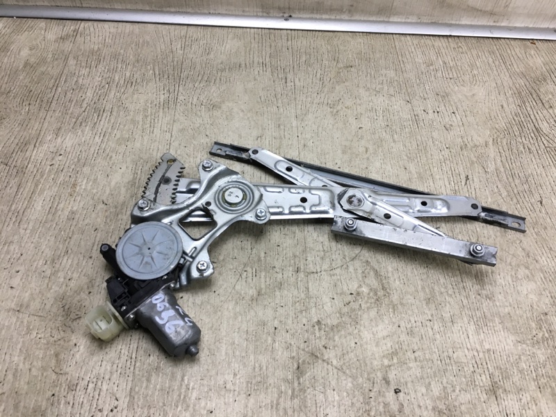 Запчасть стеклоподъемник задний левый NISSAN X-TRAIL/ROGUE T32 13-20 2017 T32 2.5 QR25DE 82721-4CA0A Б/У Стеклоподъемник задний левый NISSAN X-TRAIL/ROGUE T32 13-20 2017 T32 2.5 QR25DE 82721-4CA0A Б/У