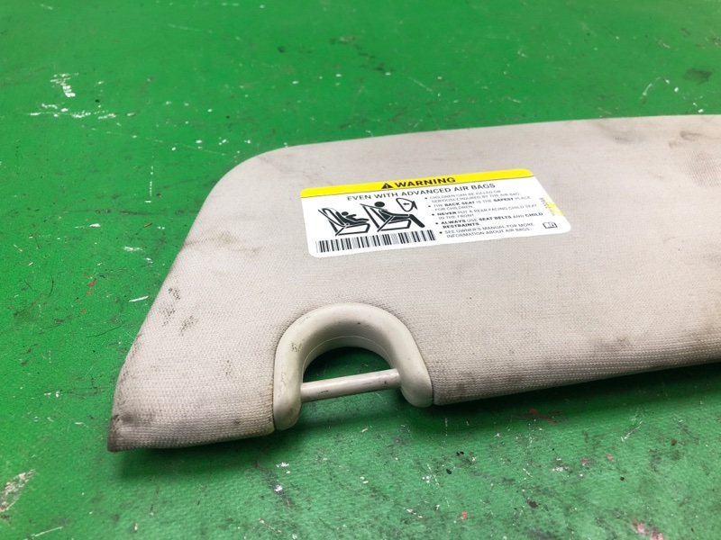 Козырек солнцезащитный правый JEEP COMPASS 06-16 MK49 2.4 ED3 Козырек солнцезащитный правый JEEP COMPASS 06-16 MK49 2.4 ED3