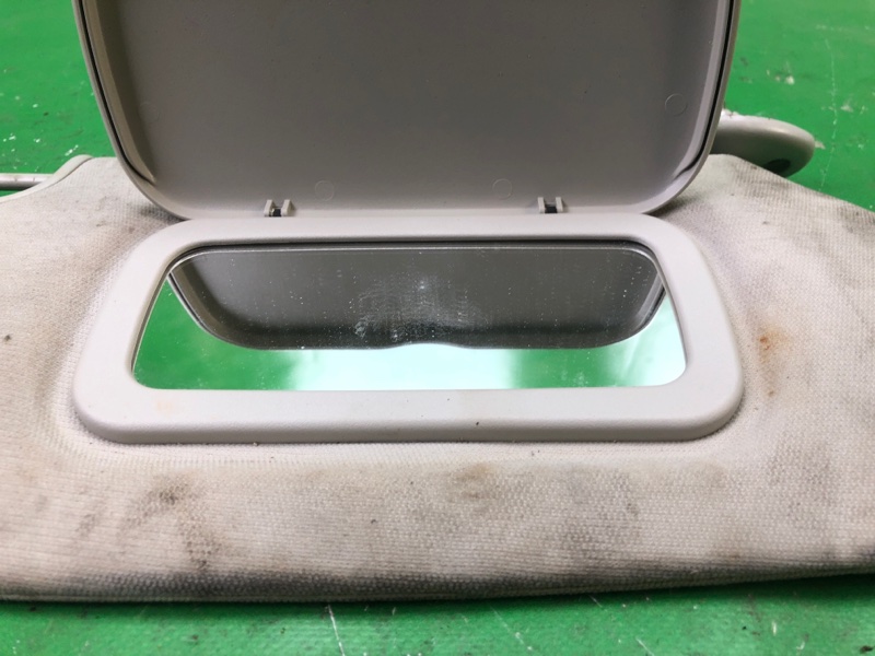 Козырек солнцезащитный правый COMPASS 06-16 2013 MK49 2.4 ED3 Козырек солнцезащитный правый COMPASS 06-16 2013 MK49 2.4 ED3