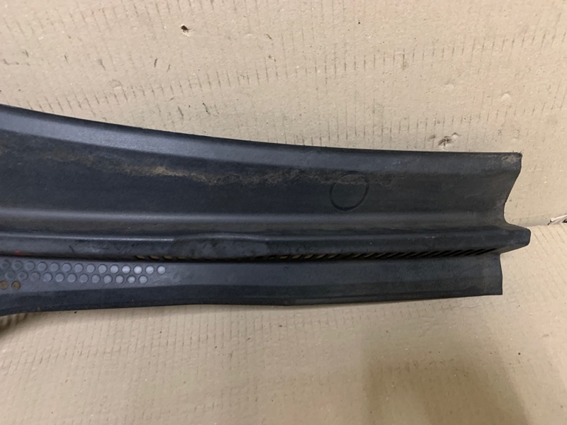 Пластик под лобовое стекло / Жабо правый JETTA USA 10-17 2016 Седан 1.4L TSI I-4 Turbocharged