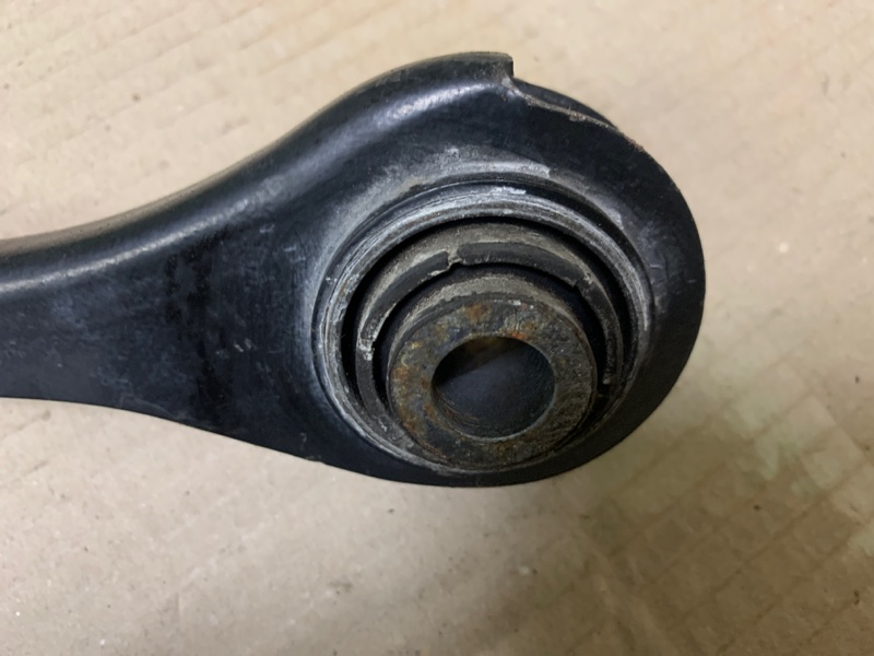 Рычаг задней подвески поперечный нижний VOLKSWAGEN JETTA USA 10-17 Седан 1.4L TSI I-4 Turbocharged