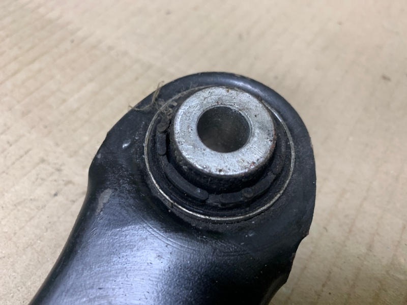 Рычаг задней подвески поперечный верхний VOLKSWAGEN JETTA USA 10-17 Седан 1.4L TSI I-4 Turbocharged