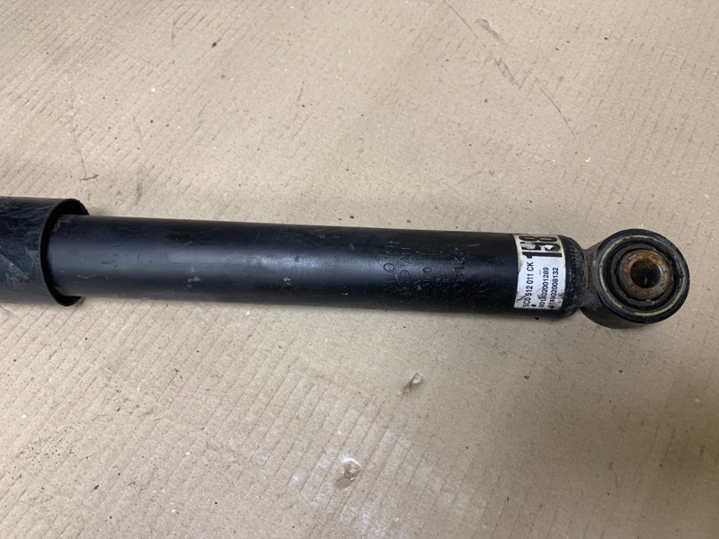 Амортизатор задний JETTA USA 10-17 2016 Седан 1.4L TSI I-4 Turbocharged