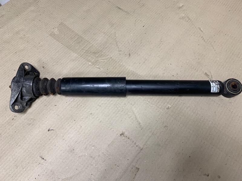 Амортизатор задний VOLKSWAGEN JETTA USA 10-17 2016 Седан 1.4L TSI I-4 Turbocharged 5C0 512 011 CK Б/У