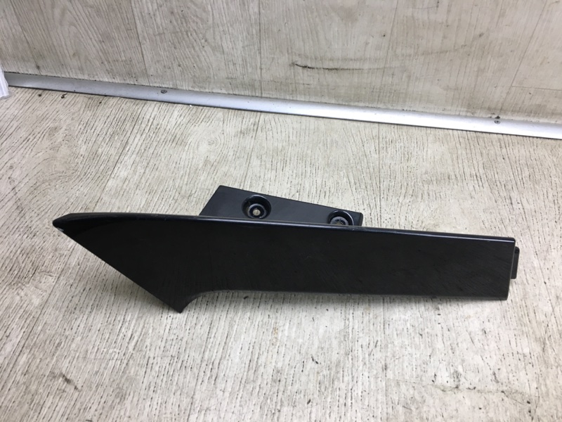 Накладка кузова задняя правая X-TRAIL/ROGUE T32 13-20 2017 T32 2.5 QR25DE