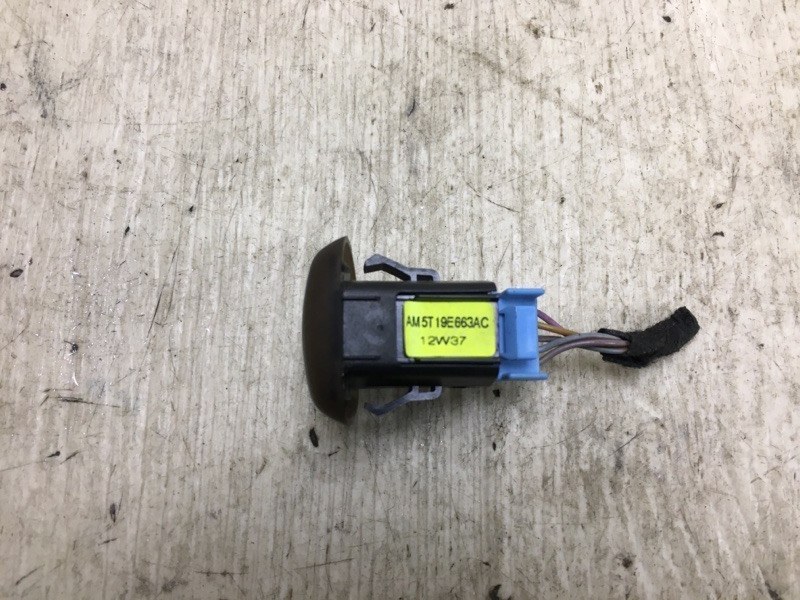 Запчасть датчик света FORD ESCAPE 12-19 2012 TM2 2.0 HDTX CV6Z-19E663-A Б/У Датчик света FORD ESCAPE 12-19 2012 TM2 2.0 HDTX CV6Z-19E663-A Б/У