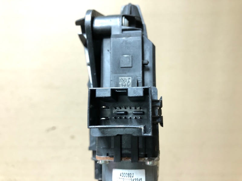 Стеклоподъемник задний правый PASSAT B8 14- 2018 Седан 2.0 DDSA