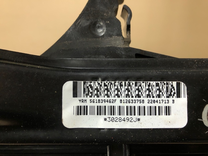 Стеклоподъемник задний правый VOLKSWAGEN PASSAT B8 14- Седан 2.0 DDSA