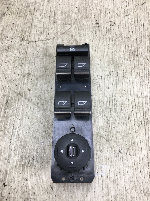 Блок управления стеклоподъемниками ESCAPE 12-19 2012 TM2 2.0 HDTX