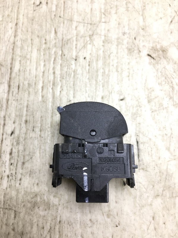 Кнопка стеклоподъемника задняя правая FORD ESCAPE 12-19 TM2 2.0 HDTX Кнопка стеклоподъемника задняя правая FORD ESCAPE 12-19 TM2 2.0 HDTX