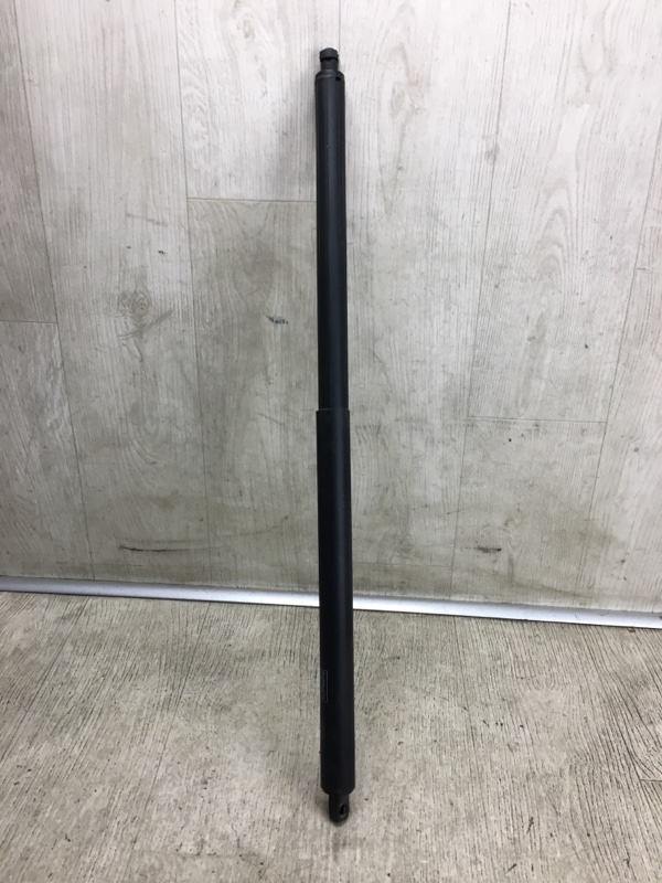 Амортизатор крышки багажника правый ESCAPE 12-19 2012 TM2 2.0 HDTX Амортизатор крышки багажника правый ESCAPE 12-19 2012 TM2 2.0 HDTX