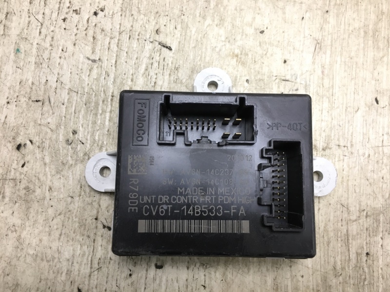 Запчасть блок электронный передний правый FORD ESCAPE 12-19 2012 TM2 2.0 HDTX CV6Z-14B291-P Б/У Блок электронный передний правый FORD ESCAPE 12-19 2012 TM2 2.0 HDTX CV6Z-14B291-P Б/У