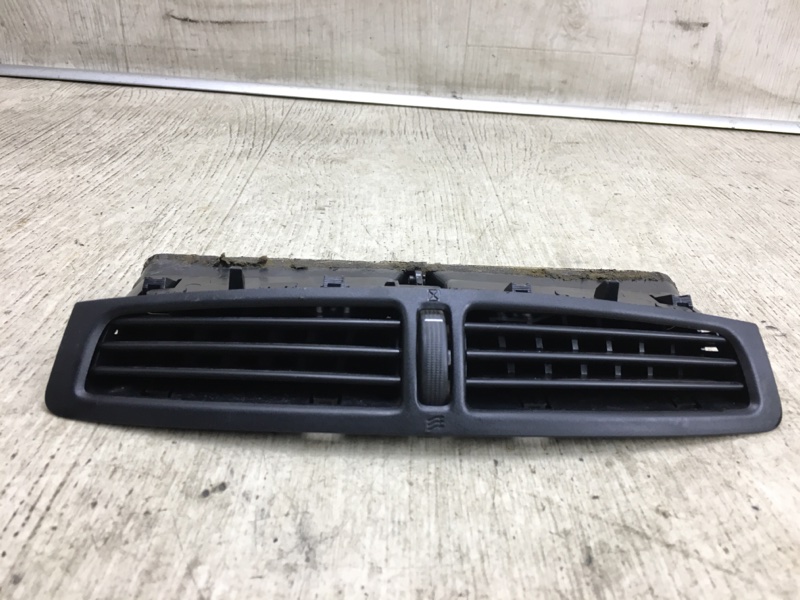 Дефлектор воздушный FORD ESCAPE 12-19 2012 TM2 2.0 HDTX CJ5Z19893AA Б/У