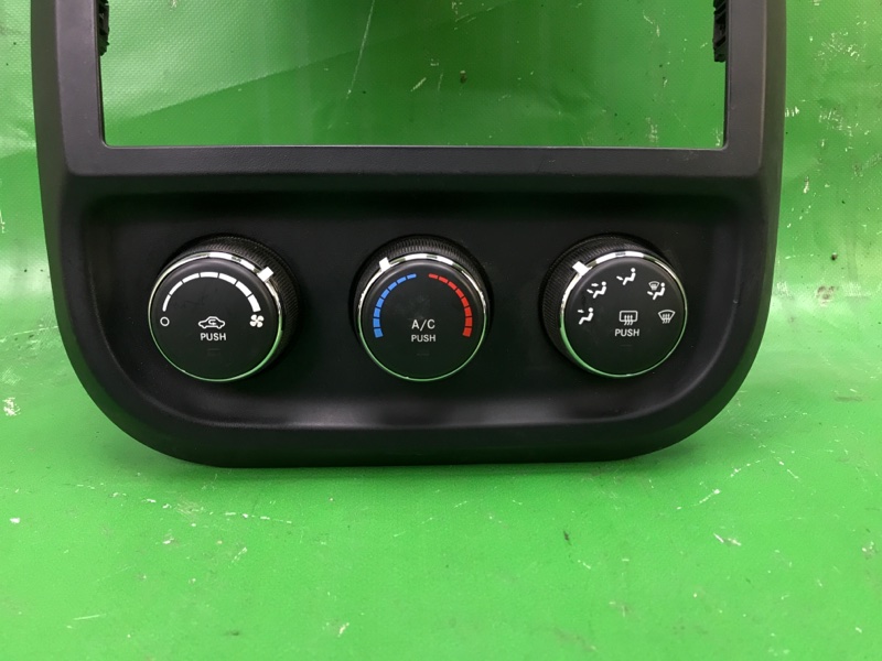 Блок управления печкой PATRIOT 10-17 2014 MK74 2.4 ED3 Блок управления печкой PATRIOT 10-17 2014 MK74 2.4 ED3