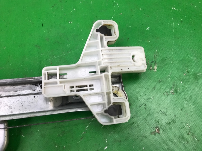 Стеклоподъемник задний правый PATRIOT 10-17 2014 MK74 2.4 ED3 Стеклоподъемник задний правый PATRIOT 10-17 2014 MK74 2.4 ED3