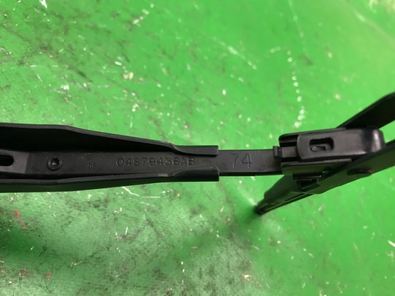 Поводок стеклоочистителя задний PATRIOT 10-17 2014 MK74 2.4 ED3