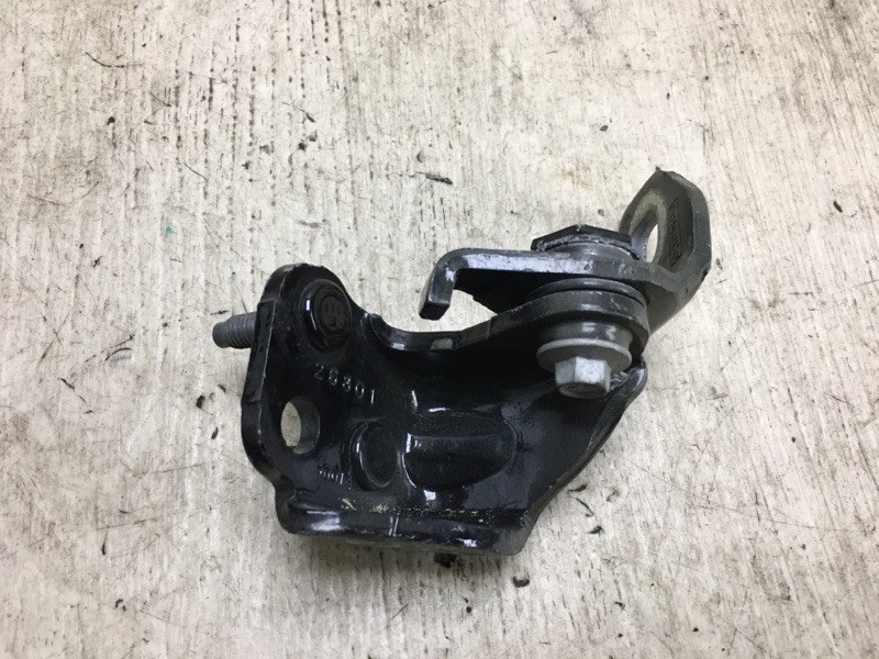 Петля двери верхняя задняя левая FORD ESCAPE 12-19 TM2 2.0 HDTX