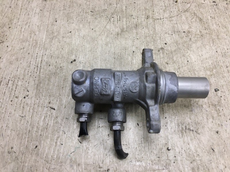 Главный тормозной цилиндр ESCAPE 12-19 2012 TM2 2.0 HDTX