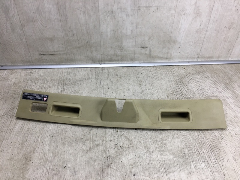 Накладка крышки багажника R-CLASS W251 05-13 2007 Минивэн OM642950 3.2L Накладка крышки багажника R-CLASS W251 05-13 2007 Минивэн OM642950 3.2L