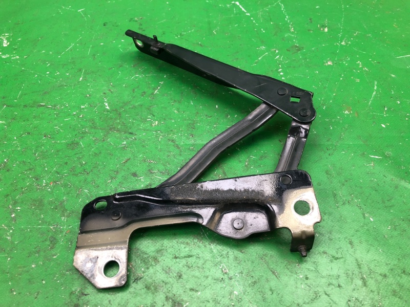 Петля капота левая JEEP PATRIOT 10-17 MK74 2.4 ED3 Петля капота левая JEEP PATRIOT 10-17 MK74 2.4 ED3