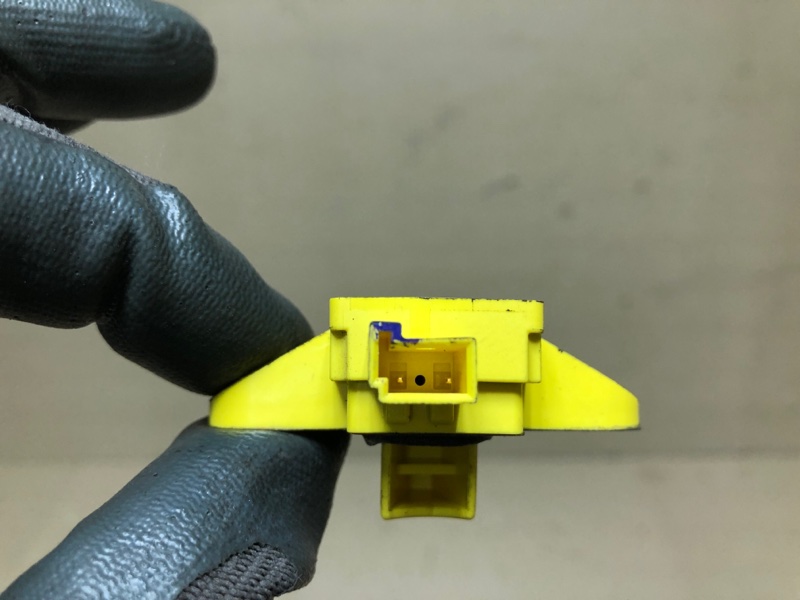 Датчик удара передний правый JOURNEY 08-20 2012 Внедорожник 3.6 ERB Датчик удара передний правый JOURNEY 08-20 2012 Внедорожник 3.6 ERB