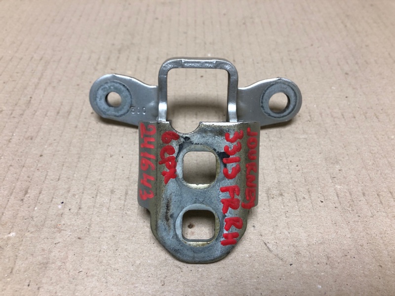 Петля двери верхняя передняя правая DODGE JOURNEY 08-20 2012 Внедорожник 3.6 ERB 5074256AB Б/У