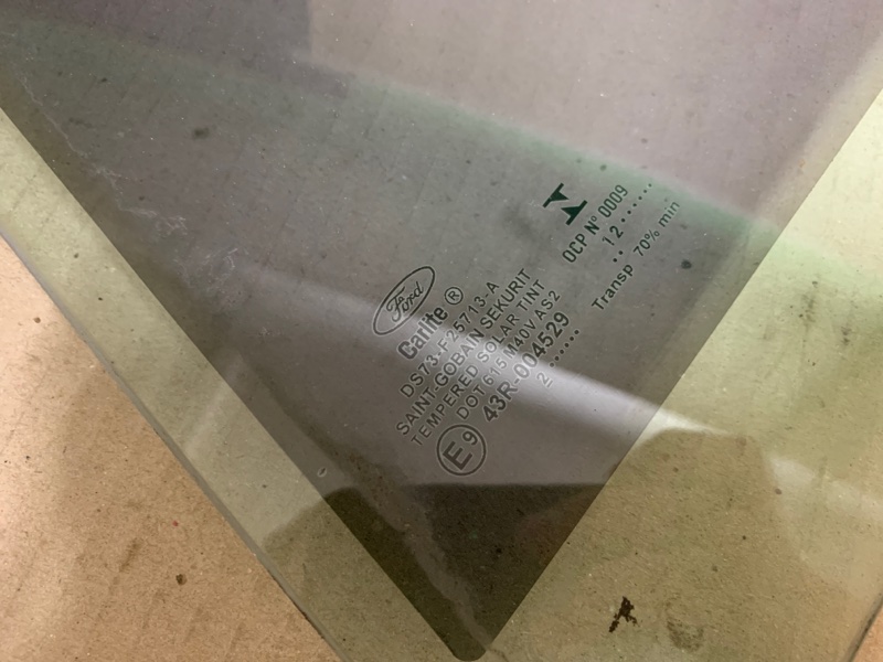 Стекло двери заднее левое FORD FUSION 14- Седан C20EDEF