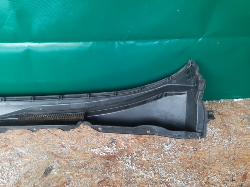 Пластик под лобовое стекло / Жабо IMPREZA 07-11 GE/GH 2009 Седан 2.5 EJ253