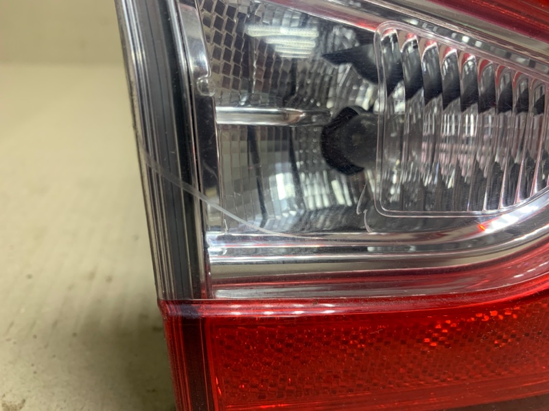 Фонарь внутренний левый FORD FUSION 14- Седан C20EDEF