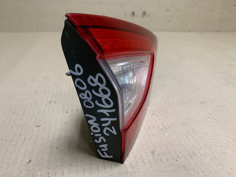 Фонарь внутренний левый FUSION 14- 2013 Седан C20EDEF