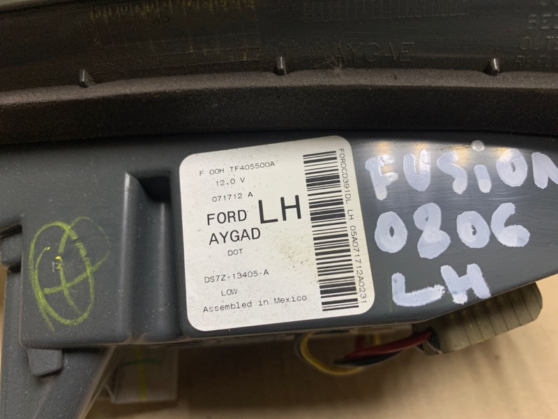 Фонарь внутренний левый FUSION 14- 2013 Седан C20EDEF