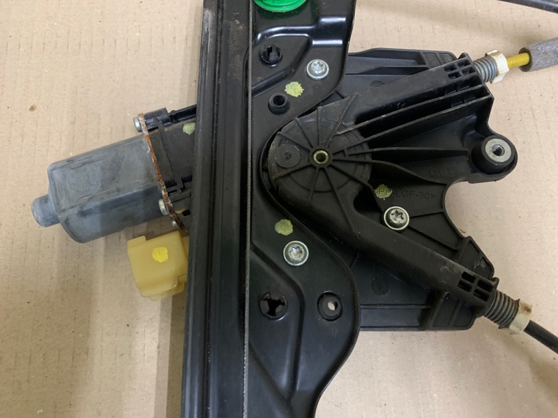 Стеклоподъемник передний левый FUSION 14- 2013 Седан C20EDEF Стеклоподъемник передний левый FUSION 14- 2013 Седан C20EDEF