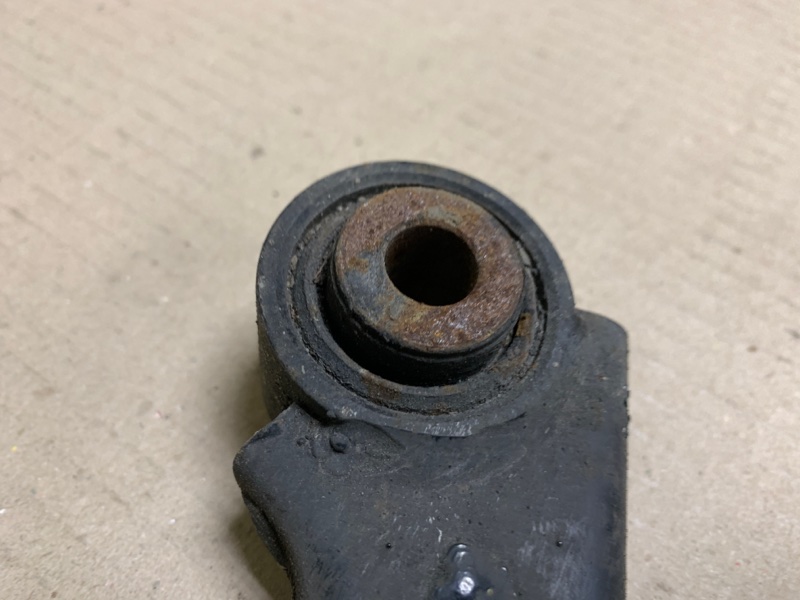 Рычаг задней подвески поперечный верхний FUSION 14- 2013 Седан C20EDEF